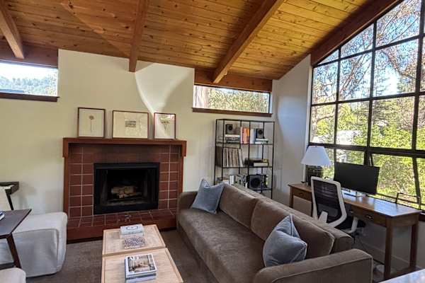 House sit in Mill Valley, CA, US