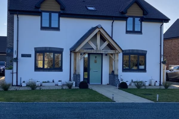 House sit in Oswestry, United Kingdom