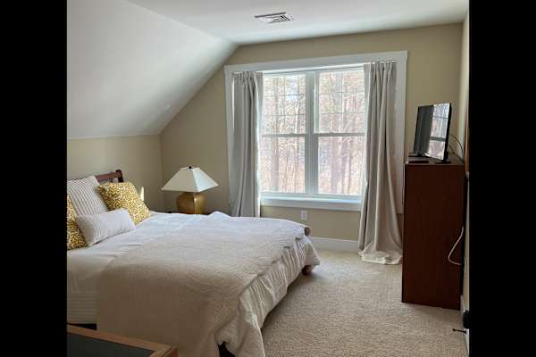 House sit in Portsmouth, NH, US