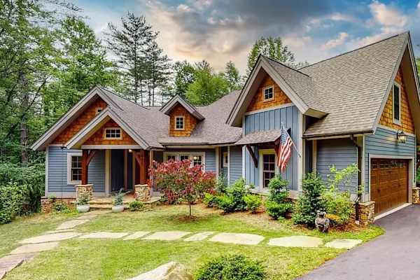 House sit in Sylva, NC, US