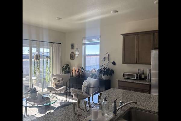 House sit in Longmont, CO, US