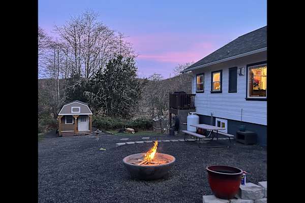 House sit in Astoria, OR, US