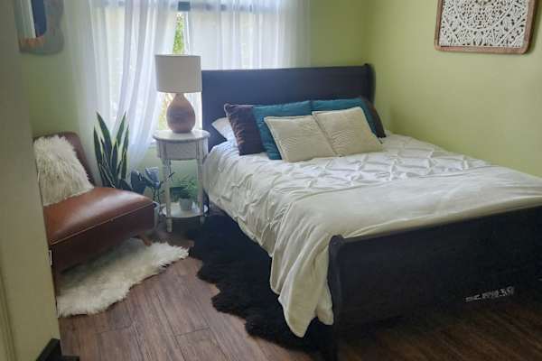 House sit in Napa, CA, US