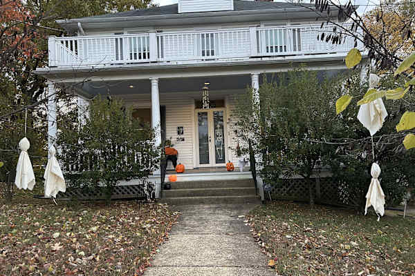 House sit in Hyattsville Hills, MD, US