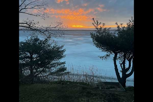 House sit in North Windham, ME, US