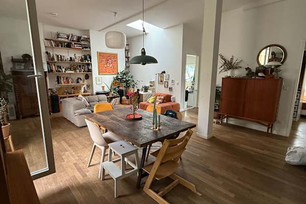 House sit in Berlin, Germany