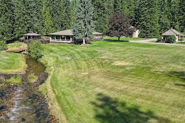 House sit in Cusick, WA, US