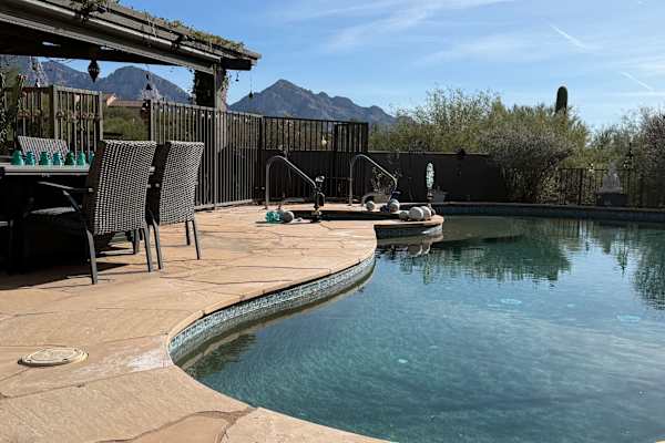House sit in Oro Valley, AZ, US