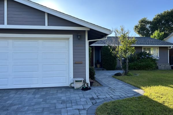 House sit in Cupertino, CA, US