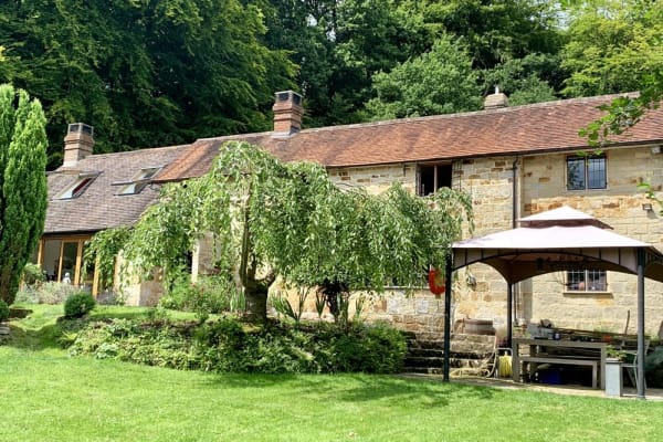 House sit in Crowborough, United Kingdom