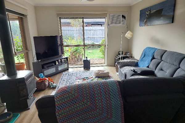 House sit in Melbourne, VIC, Australia