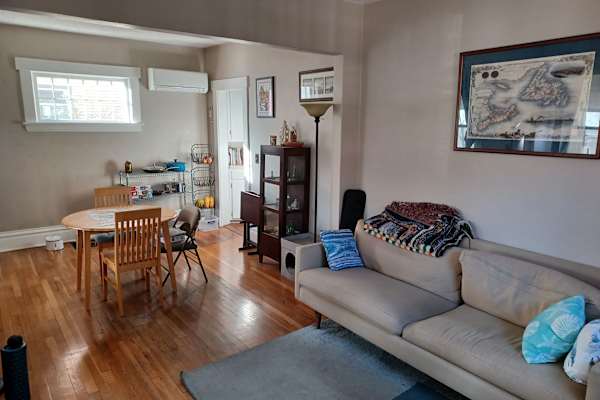 House sit in Saint Paul, MN, US