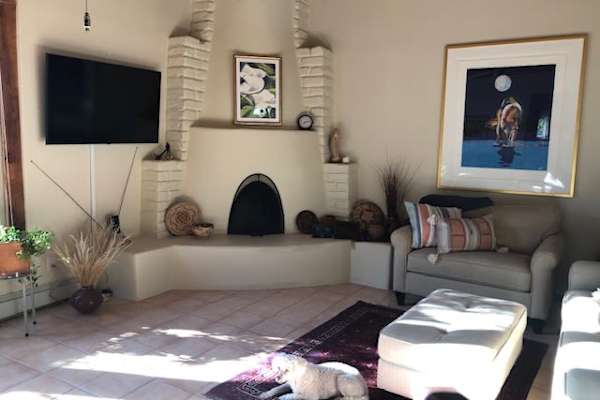 House sit in Corrales, NM, US