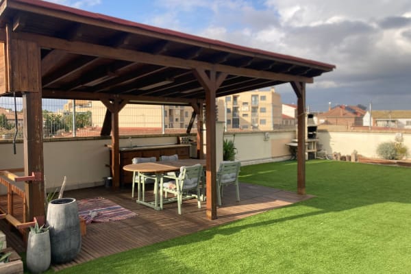 House sit in Villanueva de Gállego, Spain