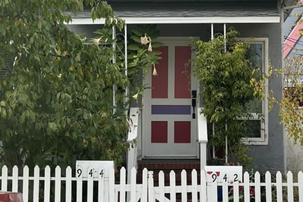 House sit in Petaluma, CA, US