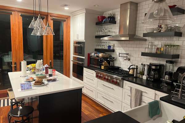 House sit in Washington, D.C., Washington, D.C., US