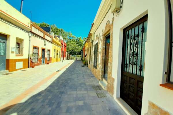 House sit in Barcelona, Spain