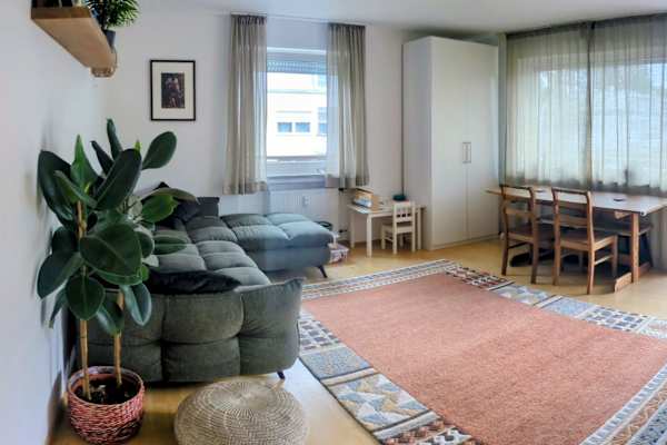 House sit in Munich, Germany