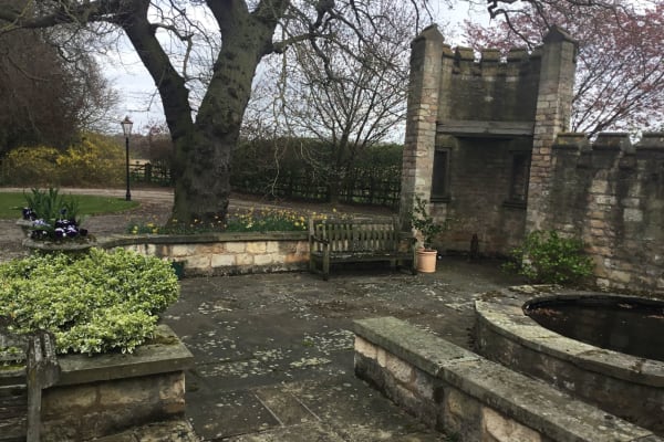 House sit in Worksop, United Kingdom