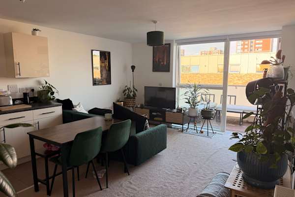 House sit in London, United Kingdom
