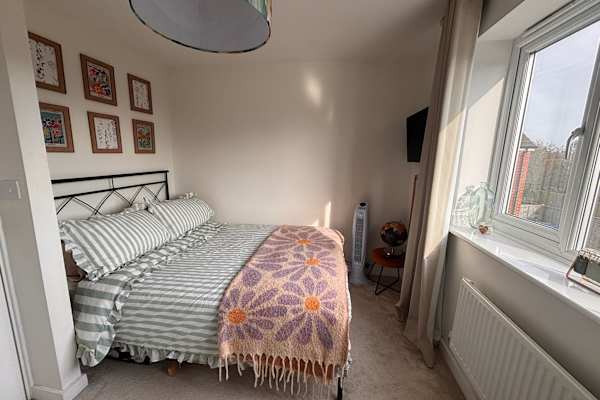 House sit in Gloucester, United Kingdom