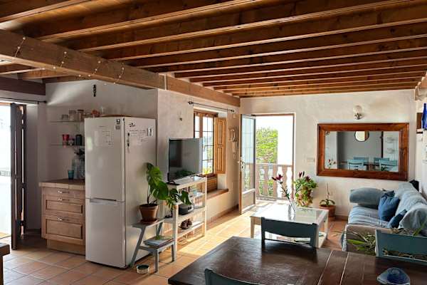 House sit in Arrecife, Spain