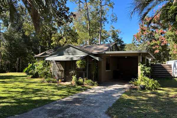 House sit in Gainesville, FL, US