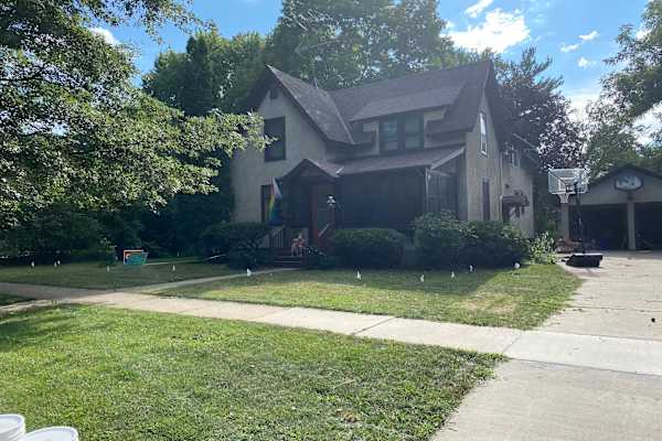 House sit in Northfield, MN, US