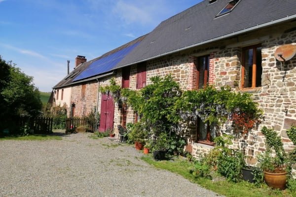 House sit in Tessy-sur-Vire, France