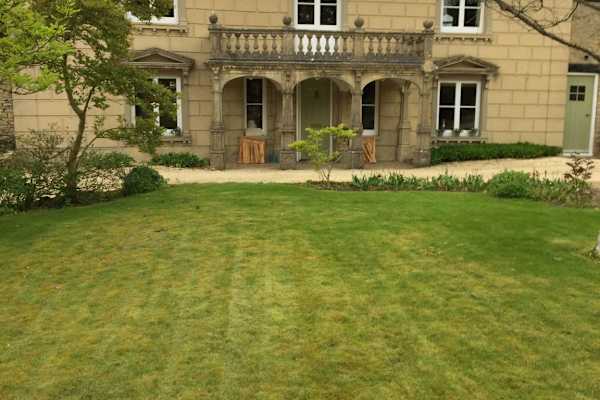 House sit in Witney, United Kingdom