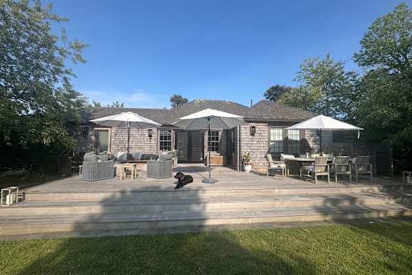 House sit in Nantucket, MA, US
