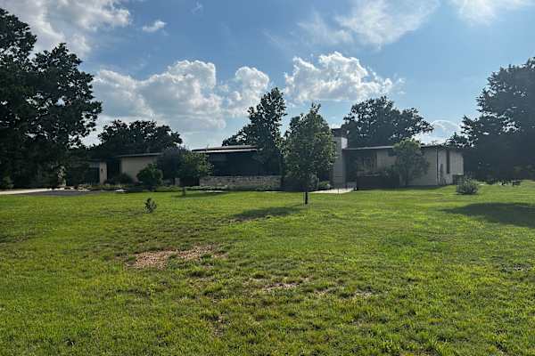 House sit in Marble Falls, TX, US