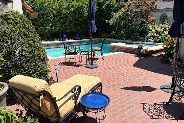 House sit in Sacramento, CA, US