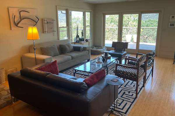 House sit in Calistoga, CA, US