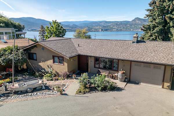 House sit in Naramata, BC, Canada