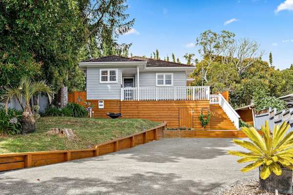 House sit in Glen Eden, New Zealand