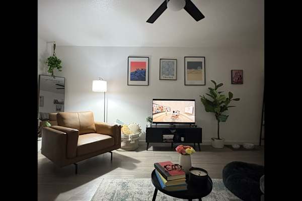 House sit in Phoenix, AZ, US