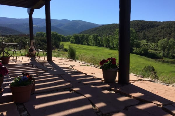House sit in Questa, NM, US