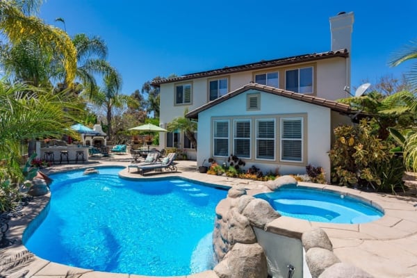 House sit in Carlsbad, CA, US