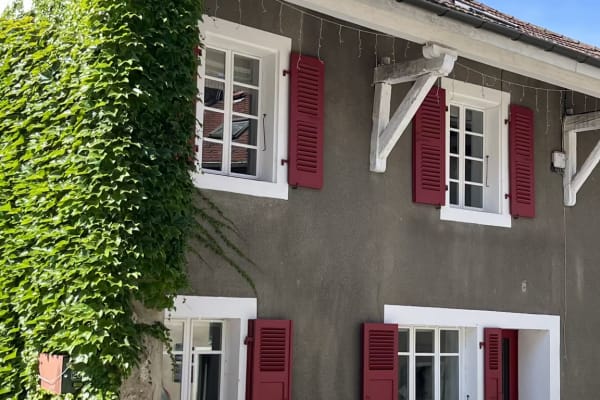 House sit in Gex, France