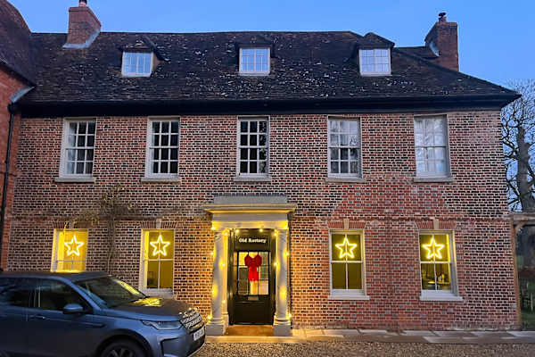 House sit in Haversham, United Kingdom