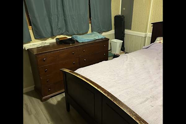 House sit in Camden, NY, US