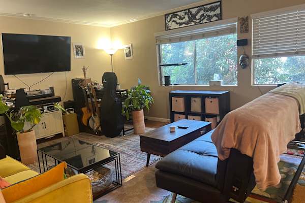 House sit in Santa Barbara, CA, US