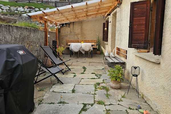 House sit in Zuoz, Switzerland