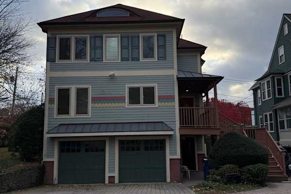 House sit in Newton, MA, US