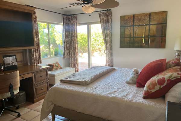 House sit in Palm Desert, CA, US