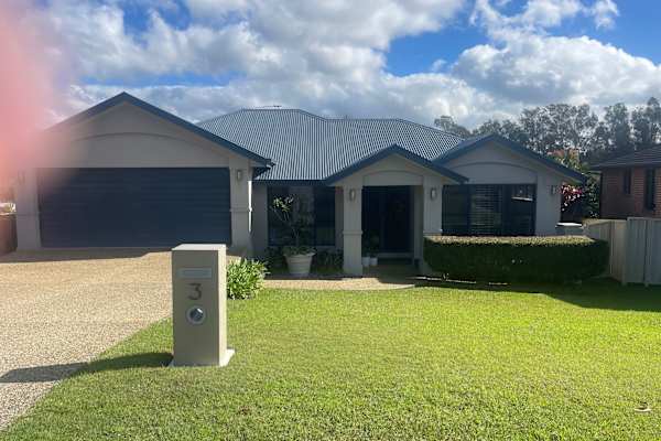 House sit in Lake Cathie, NSW, Australia