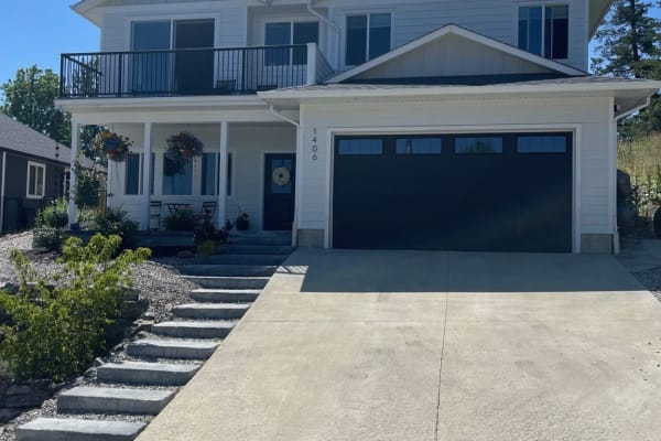 House sit in Enderby, BC, Canada