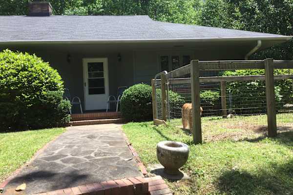 House sit in Columbus, NC, US