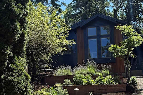 House sit in Lake Oswego, OR, US